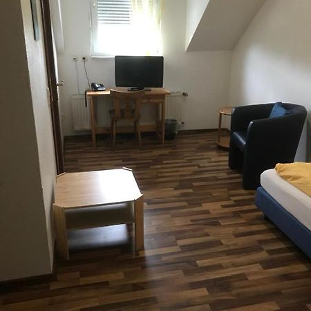 Hotel Kaufmann Rommerskirchen Экстерьер фото