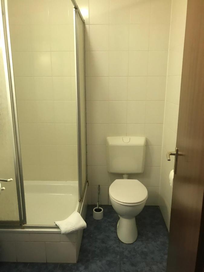 Hotel Kaufmann Rommerskirchen Экстерьер фото
